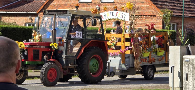 Erntefest in Rakow 2025 / g_3_0_20250920_141509.jpg